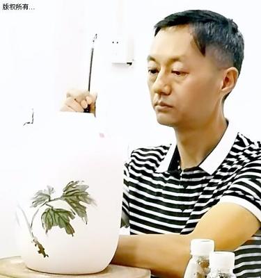 瓷上繪丹青，藝心映湘情——岳塘區美協組織文藝家赴醴陵開展“瓷繪”采風創作交流活動側記